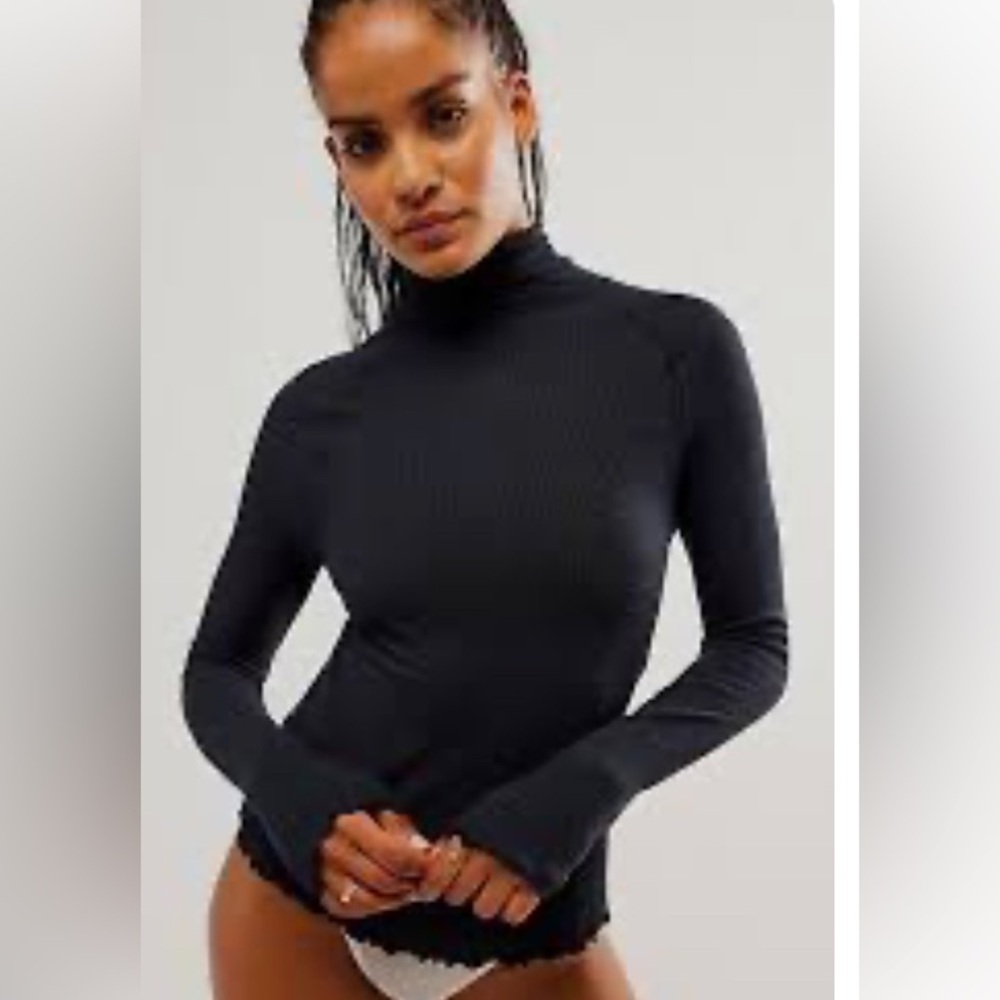 NWT Free People Make it Easy Thermal Turtleneck Sz S Black Scallop Trim